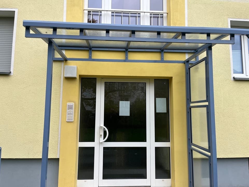 3-Raum Wohnung mit Balkon am „Großen Garten“ – Vorschaubild 2