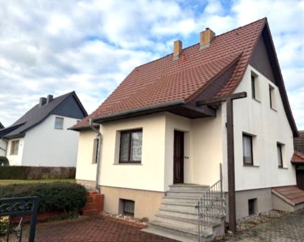 Attraktives Einfamilienhaus im Röderland ! – Immobilie zum Kauf in Dresden bei EdelWert Immobilien